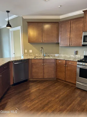 $400,000 | 17 Chapel Street, Unit 602, Albany, NY 12210