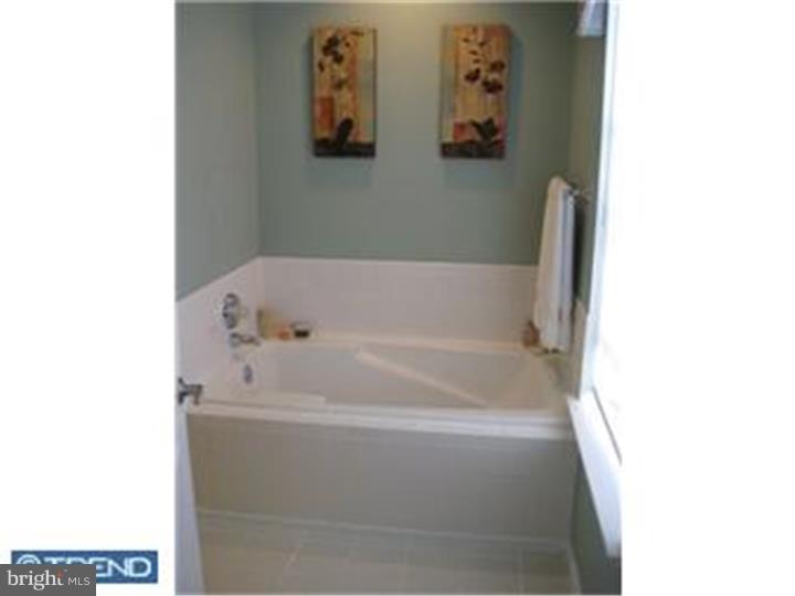 98 Windingbrook Road Bordentown, NJ 08505 - Photo 10 of 22 Gallery Image 10