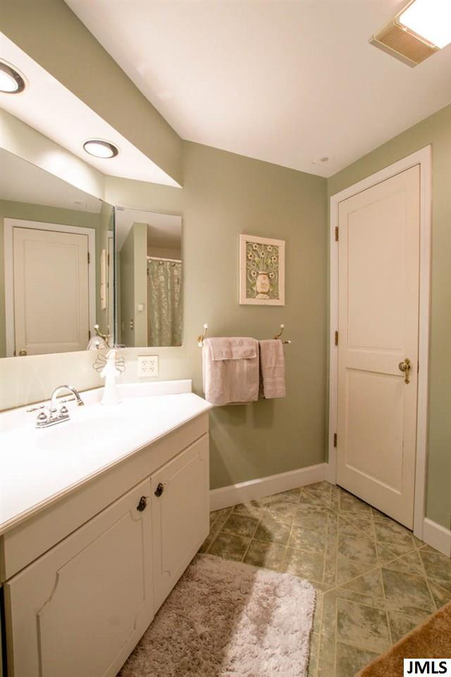 3416 Stonewall Road Jackson, MI 49203 - Photo 23 of 36 Photo 23