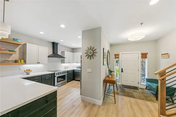 $1,289,000 | 120 Country Club Drive, Unit 37, Incline Village, NV 89451