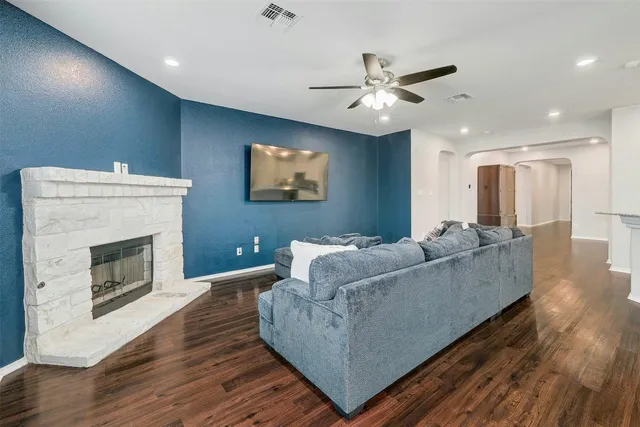 $579,000 | 1228 Brenham Lane, Leander, TX 78641