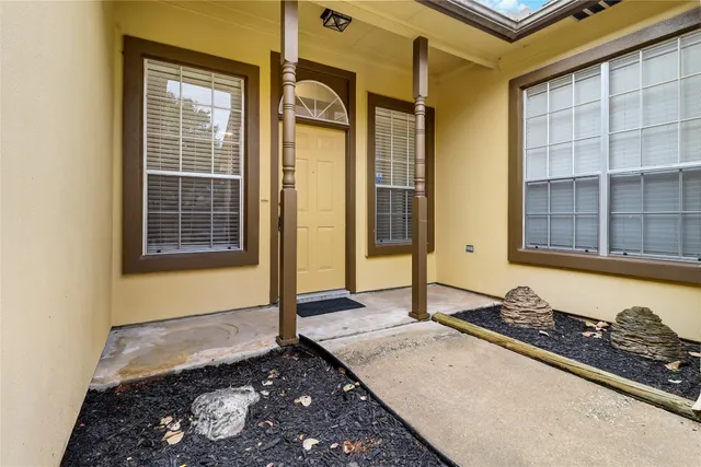 $442,900 | 8111 Elkhorn Mountain Trail, Austin, TX 78729