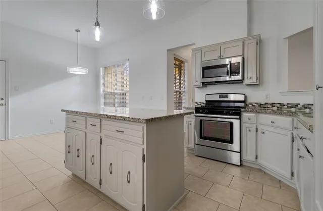 $442,900 | 8111 Elkhorn Mountain Trail, Austin, TX 78729