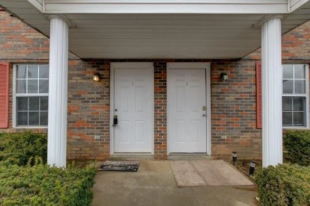 $830 | 363 Peabody Drive, Unit 3, Clarksville, TN 37042