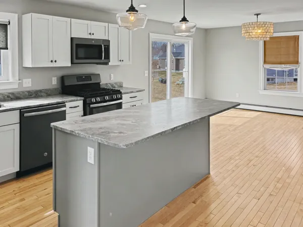 $619,000 | 26 Stillwater Drive, Unit 26, Westbrook, ME 04092