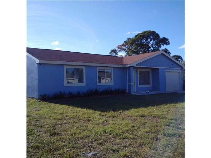 2044 Southeast Triumph Road Port St. Lucie, FL 34952 - Photo 1 of 29 Front