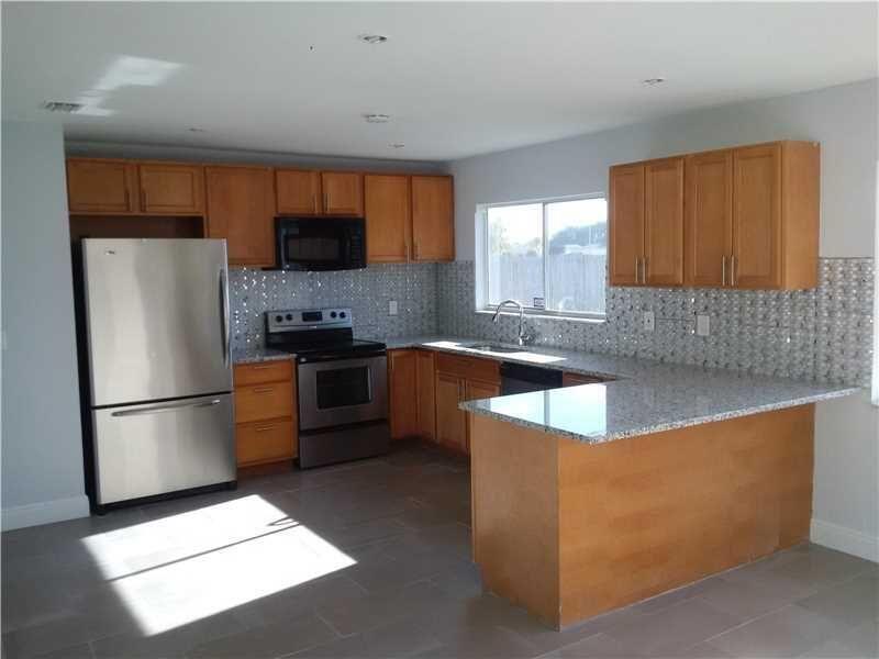 2044 Southeast Triumph Road Port St. Lucie, FL 34952 - Photo 2 of 29 2