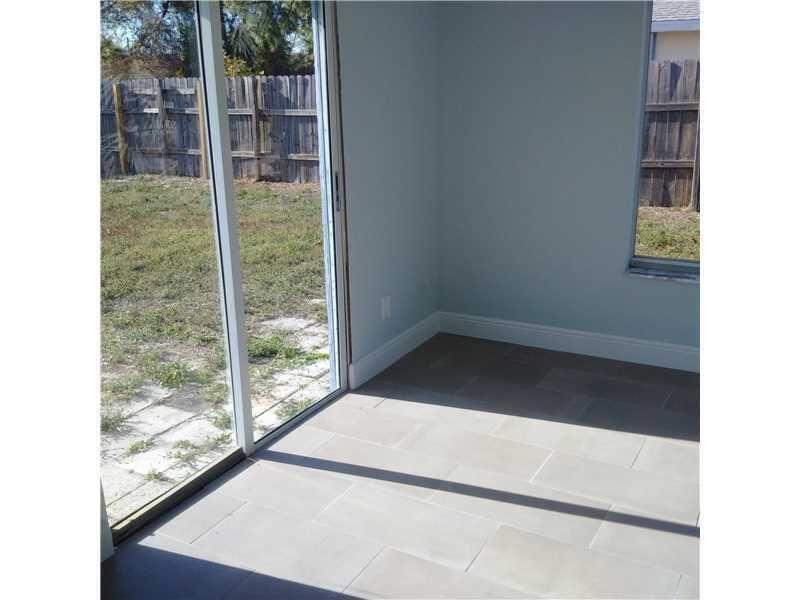 2044 Southeast Triumph Road Port St. Lucie, FL 34952 - Photo 22 of 29 22