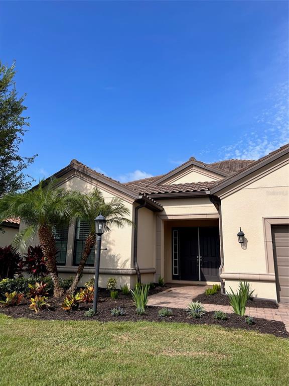 5006 Tivoli Run Lakewood Ranch, FL 34211 - Photo 2 of 60