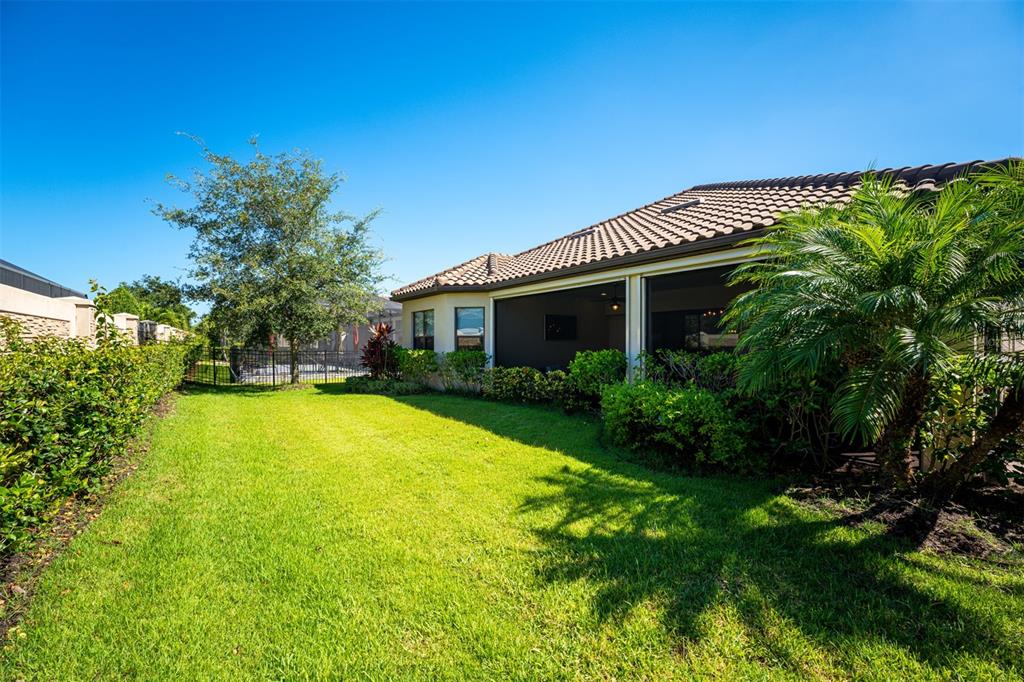 5006 Tivoli Run Lakewood Ranch, FL 34211 - Photo 35 of 60