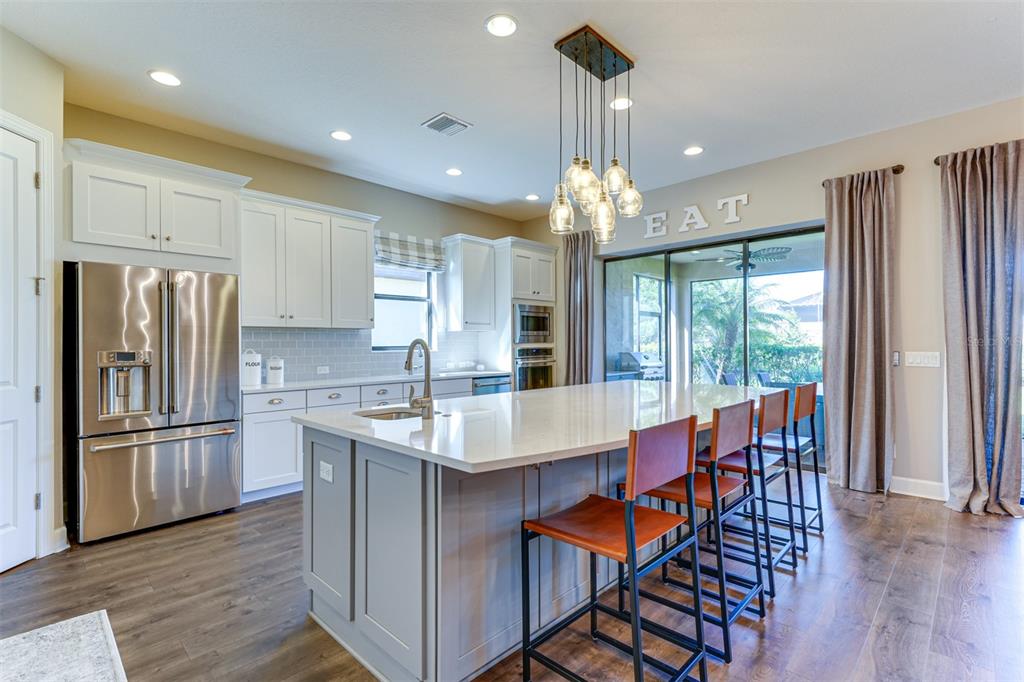 5006 Tivoli Run Lakewood Ranch, FL 34211 - Photo 6 of 60