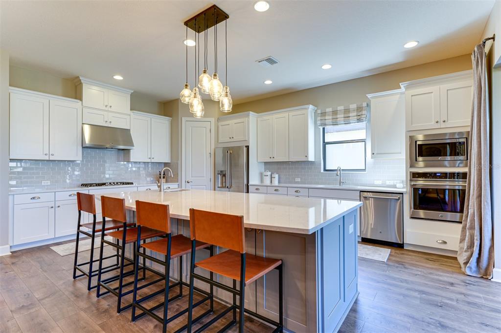 5006 Tivoli Run Lakewood Ranch, FL 34211 - Photo 7 of 60