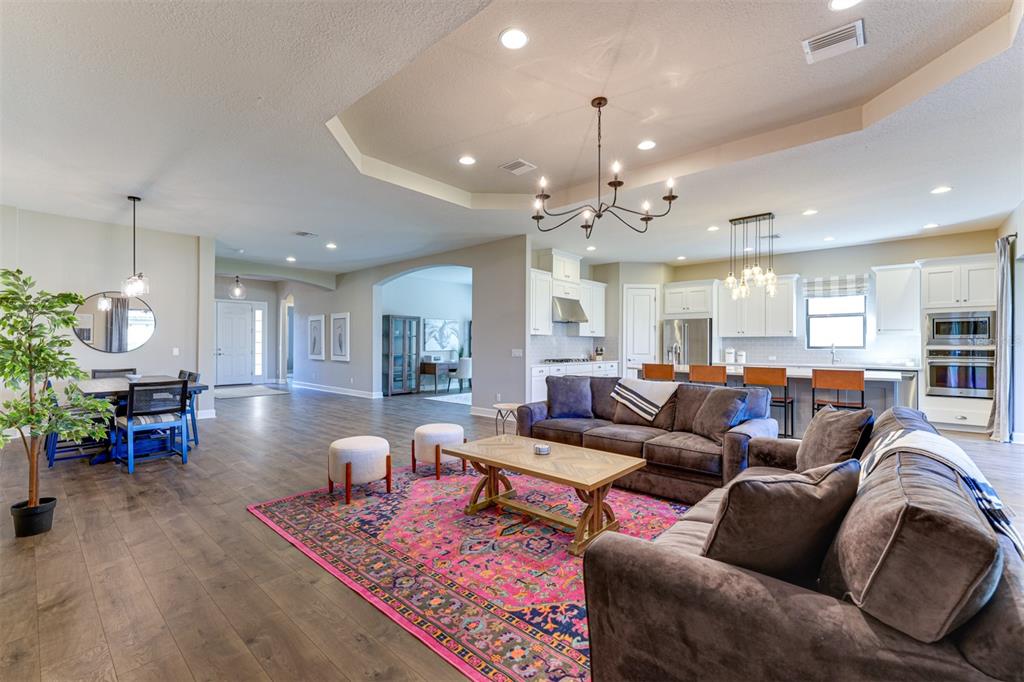 5006 Tivoli Run Lakewood Ranch, FL 34211 - Photo 10 of 60