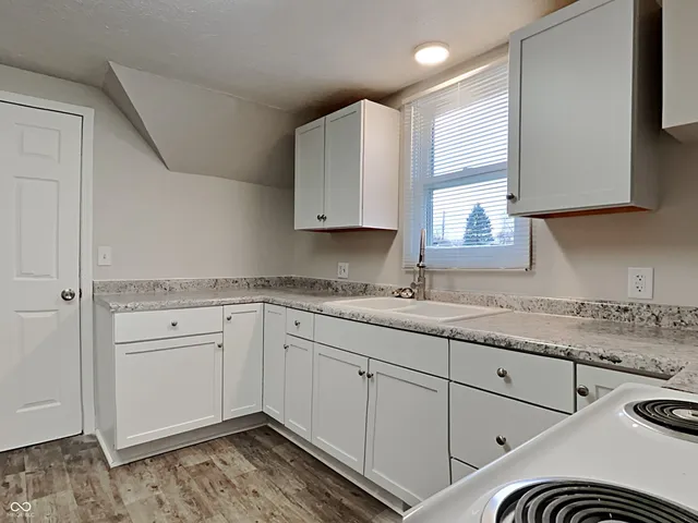 $1,025 | 116 Unit B S B Street, Thorntown, IN 46071