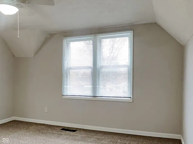 $1,025 | 116 Unit B S B Street, Thorntown, IN 46071