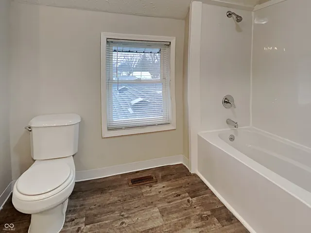 $1,025 | 116 Unit B S B Street, Thorntown, IN 46071