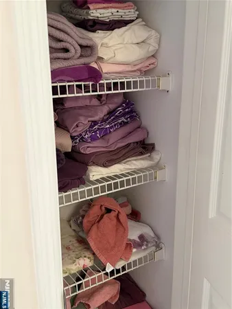 $335,000 | 184 South Washington Avenue, Unit A6, Bergenfield, NJ 07621