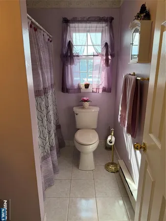 $335,000 | 184 South Washington Avenue, Unit A6, Bergenfield, NJ 07621