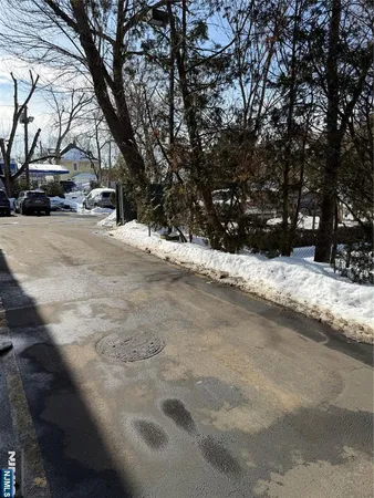 $335,000 | 184 South Washington Avenue, Unit A6, Bergenfield, NJ 07621