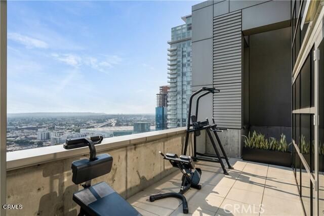$630,000 | 1155 South Grand Avenue, Unit 309, Los Angeles, CA 90015