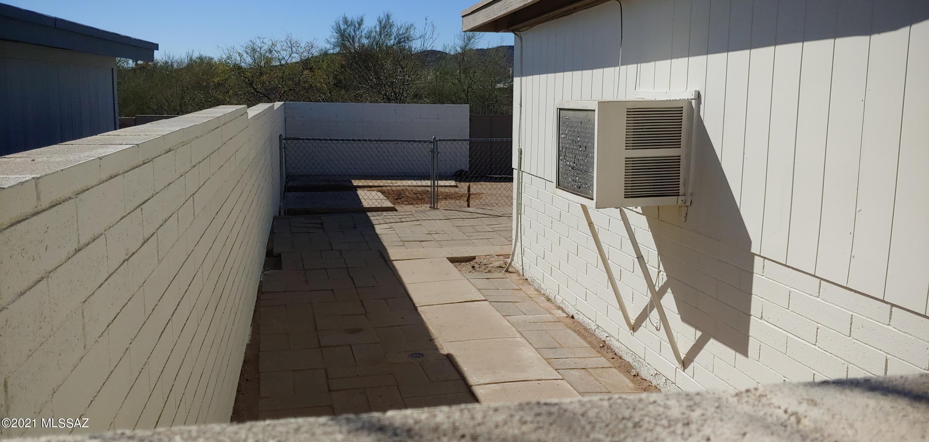 1809 West Saxony Road Tucson, AZ 85713 - Photo 39 of 41