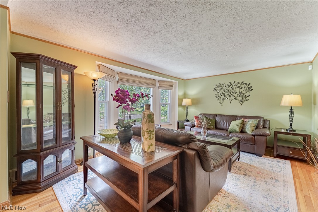 4034 Bluestone Road Cleveland Heights, OH 44121 - Photo 3 of 34
