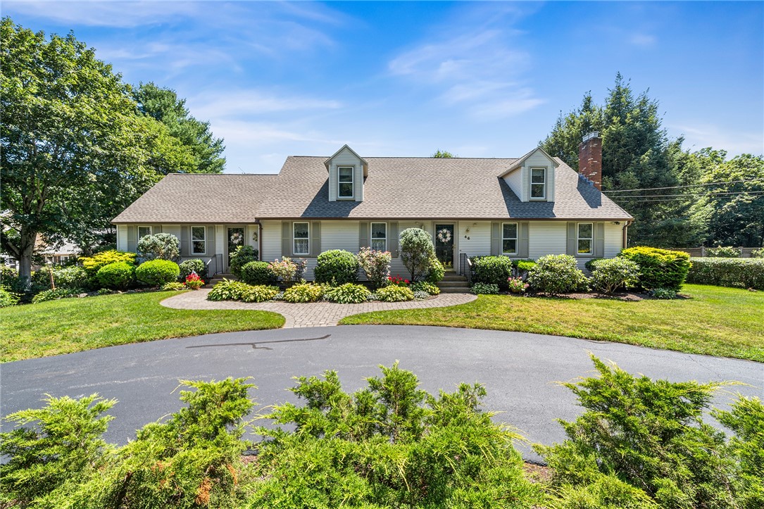 46 Middle Road East Greenwich, RI 02818 - Photo 1 of 47 Gallery Image 1