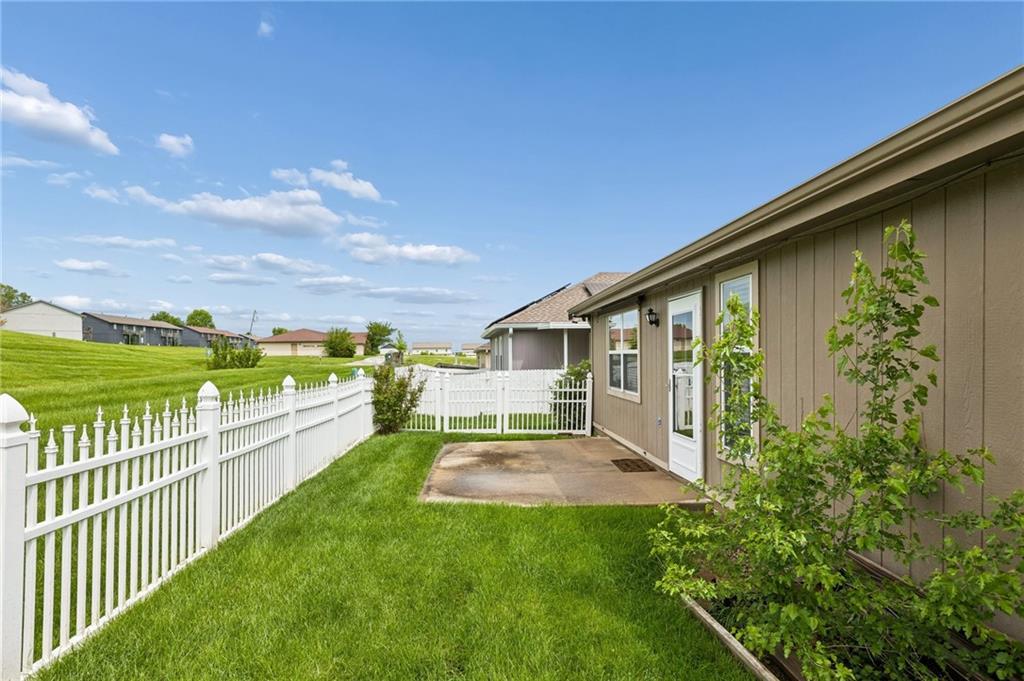 524 Saturn Drive Raymore, MO 64083 - Photo 29 of 31
