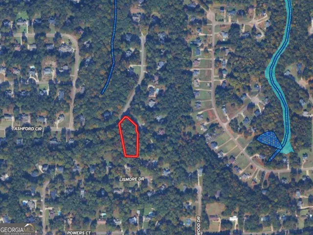 a sign that is on the side of a road