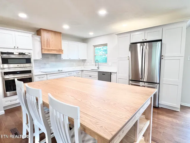 $489,900 | 10808 Dineen Drive, Knoxville, TN 37934