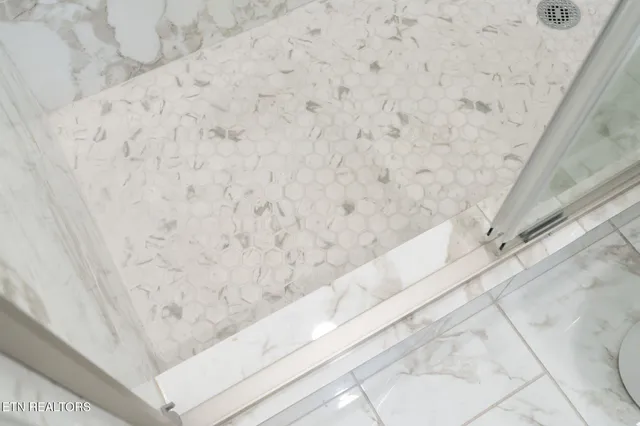 $489,900 | 10808 Dineen Drive, Knoxville, TN 37934