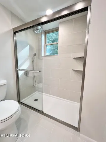 $489,900 | 10808 Dineen Drive, Knoxville, TN 37934