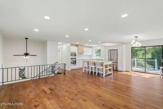 $489,900 | 10808 Dineen Drive, Knoxville, TN 37934