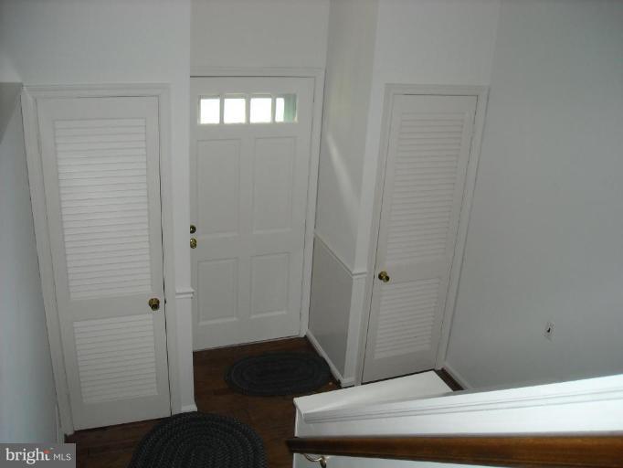 6113 Goodman Road Laurel, MD 20707 - Photo 8 of 15 Entrance / Foyer
