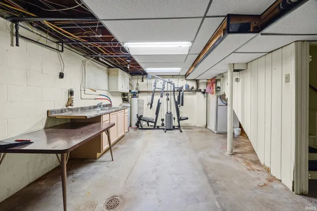 $275,000 | 614 Arch Street, Monon, IN 47959