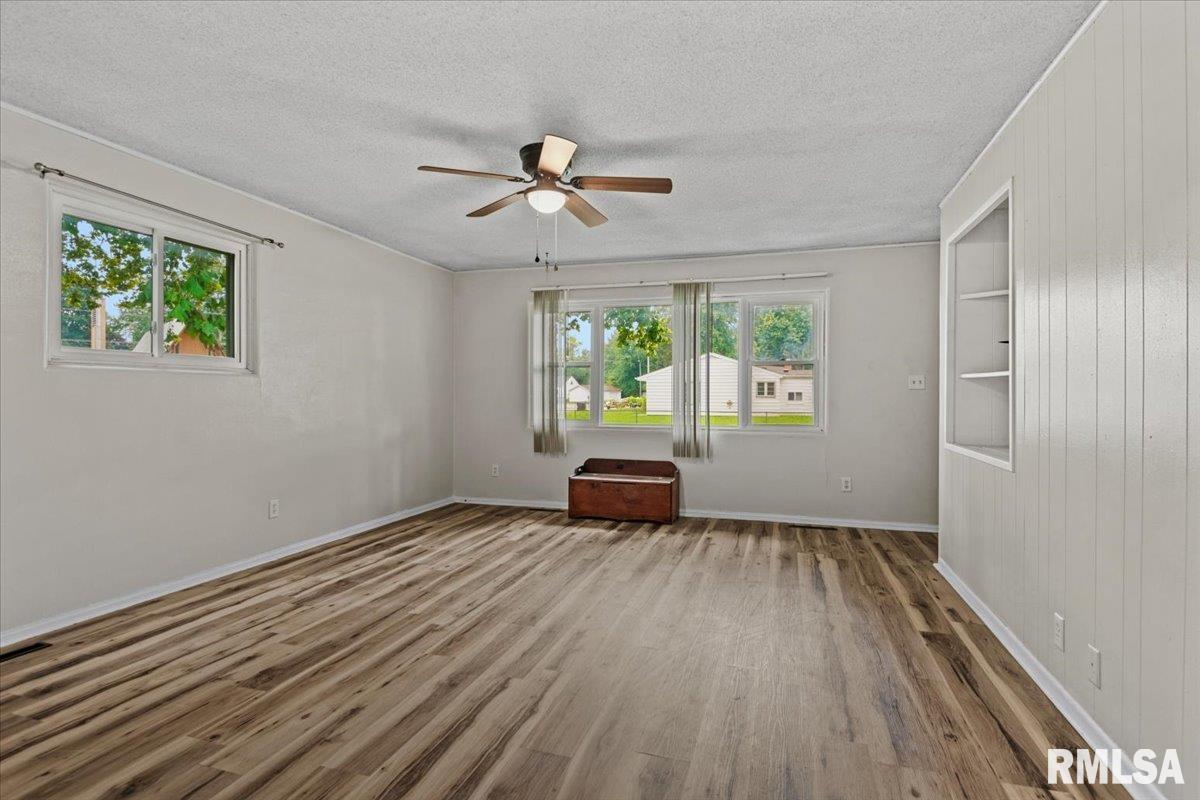 3332 Saxony Road Springfield, IL 62703 - Photo 5 of 21 Gallery Image 5
