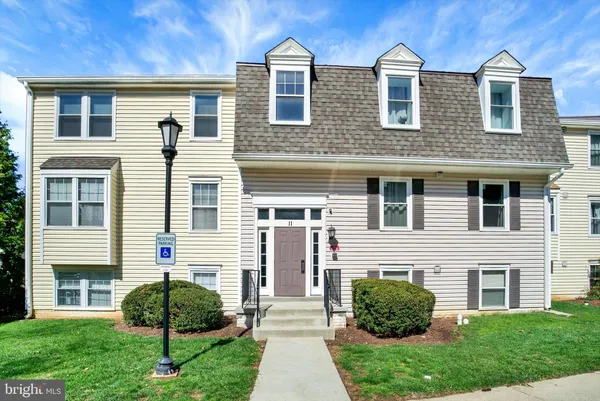 $289,999 | 11 Pickering Court, Unit 11201, Germantown, MD 20874