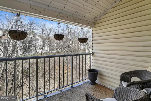 $289,999 | 11 Pickering Court, Unit 11201, Germantown, MD 20874