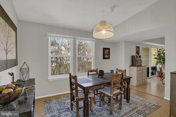 $289,999 | 11 Pickering Court, Unit 11201, Germantown, MD 20874