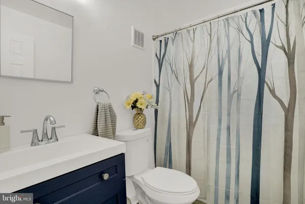 $289,999 | 11 Pickering Court, Unit 11201, Germantown, MD 20874