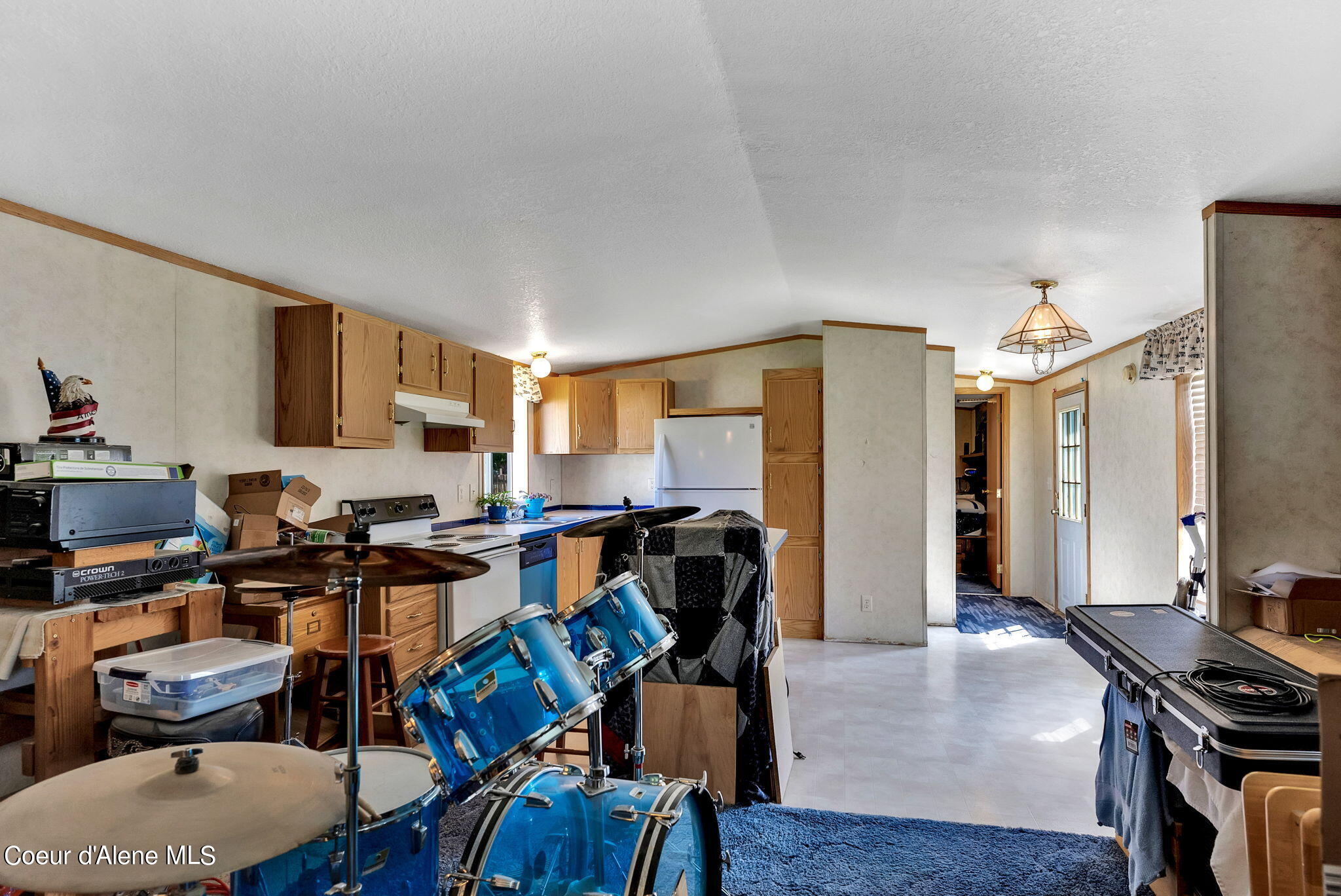 8270 West Mdw Brook Rathdrum, ID 83858 - Photo 4 of 19 4-web-or-mls-SkyLight - Jacob-12