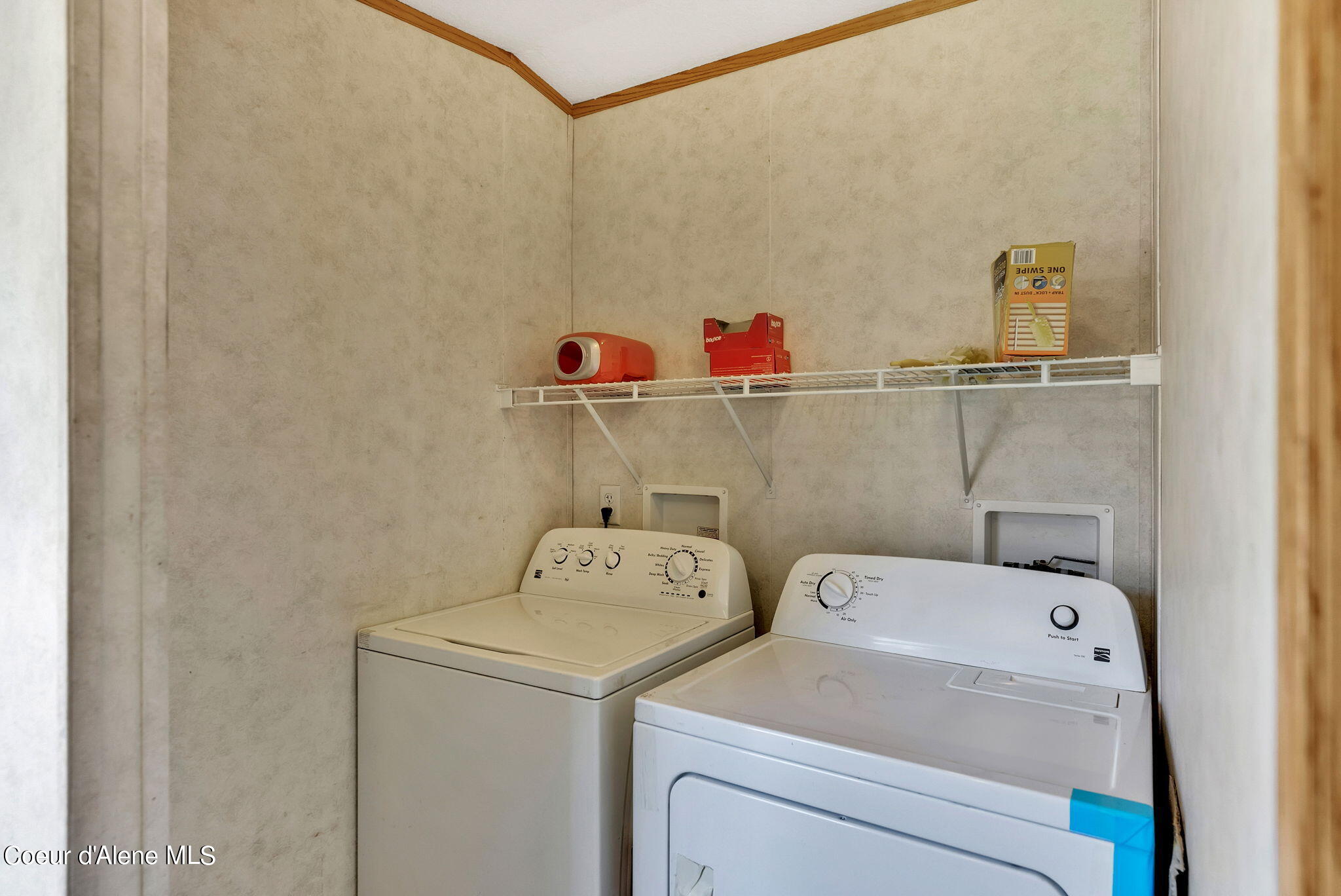 8270 West Mdw Brook Rathdrum, ID 83858 - Photo 9 of 19 12-web-or-mls-SkyLight - Jacob-18