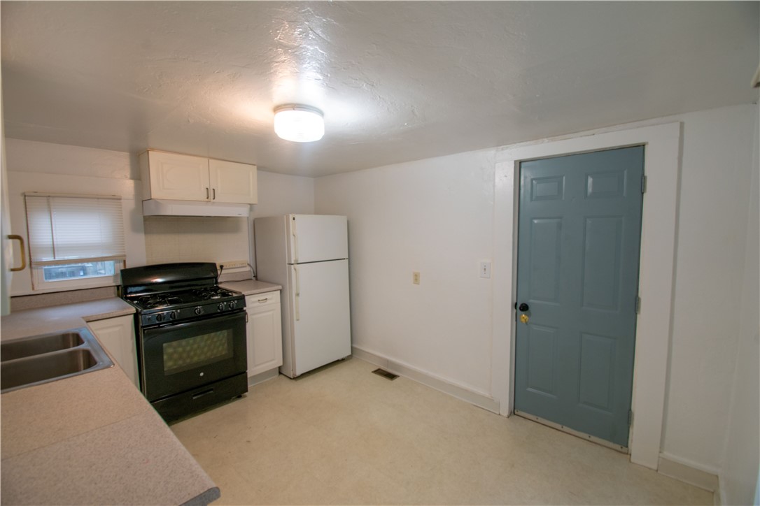 24 Clinton Street Seneca Falls, NY 13148 - Photo 14 of 43