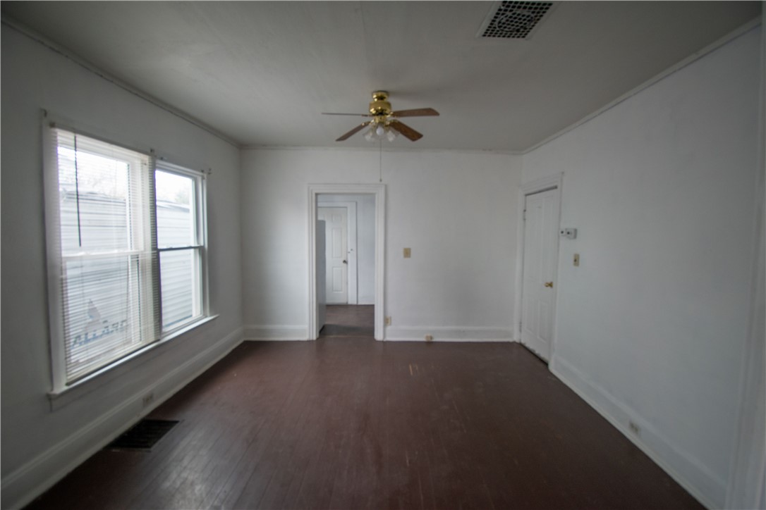 24 Clinton Street Seneca Falls, NY 13148 - Photo 28 of 43