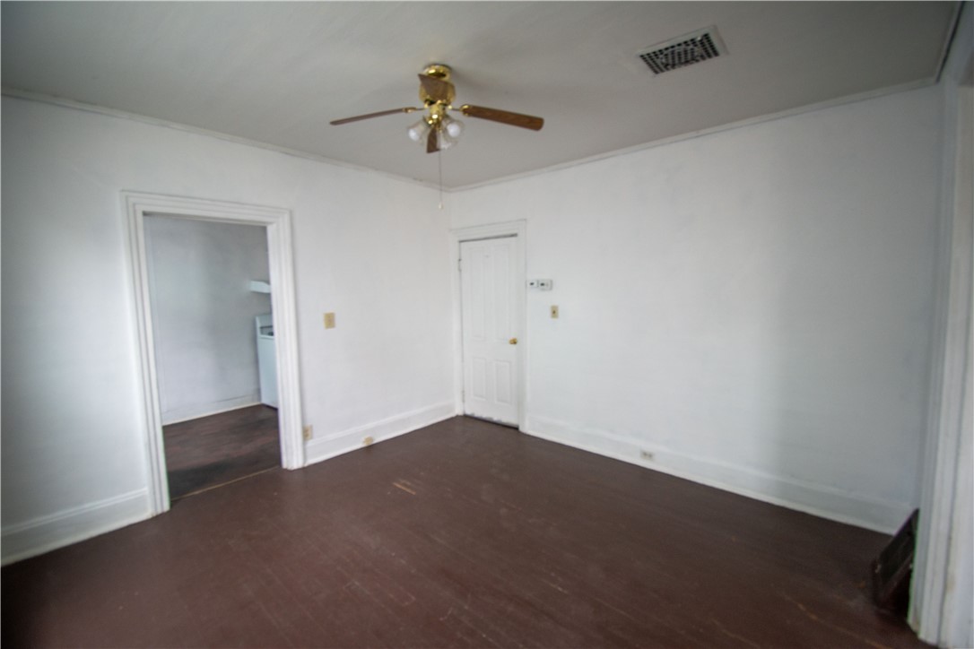 24 Clinton Street Seneca Falls, NY 13148 - Photo 29 of 43