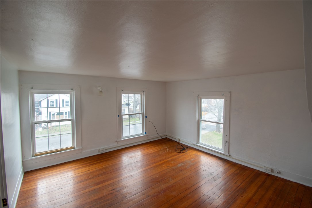 24 Clinton Street Seneca Falls, NY 13148 - Photo 34 of 43