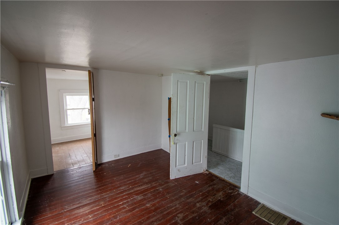 24 Clinton Street Seneca Falls, NY 13148 - Photo 38 of 43