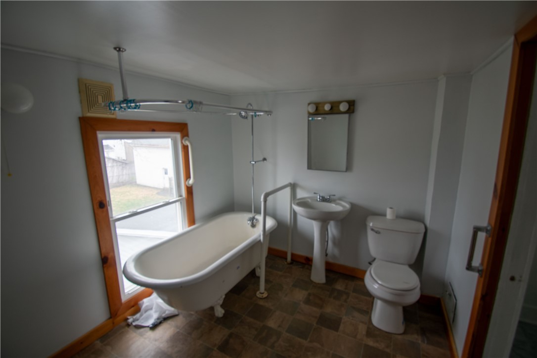 24 Clinton Street Seneca Falls, NY 13148 - Photo 42 of 43