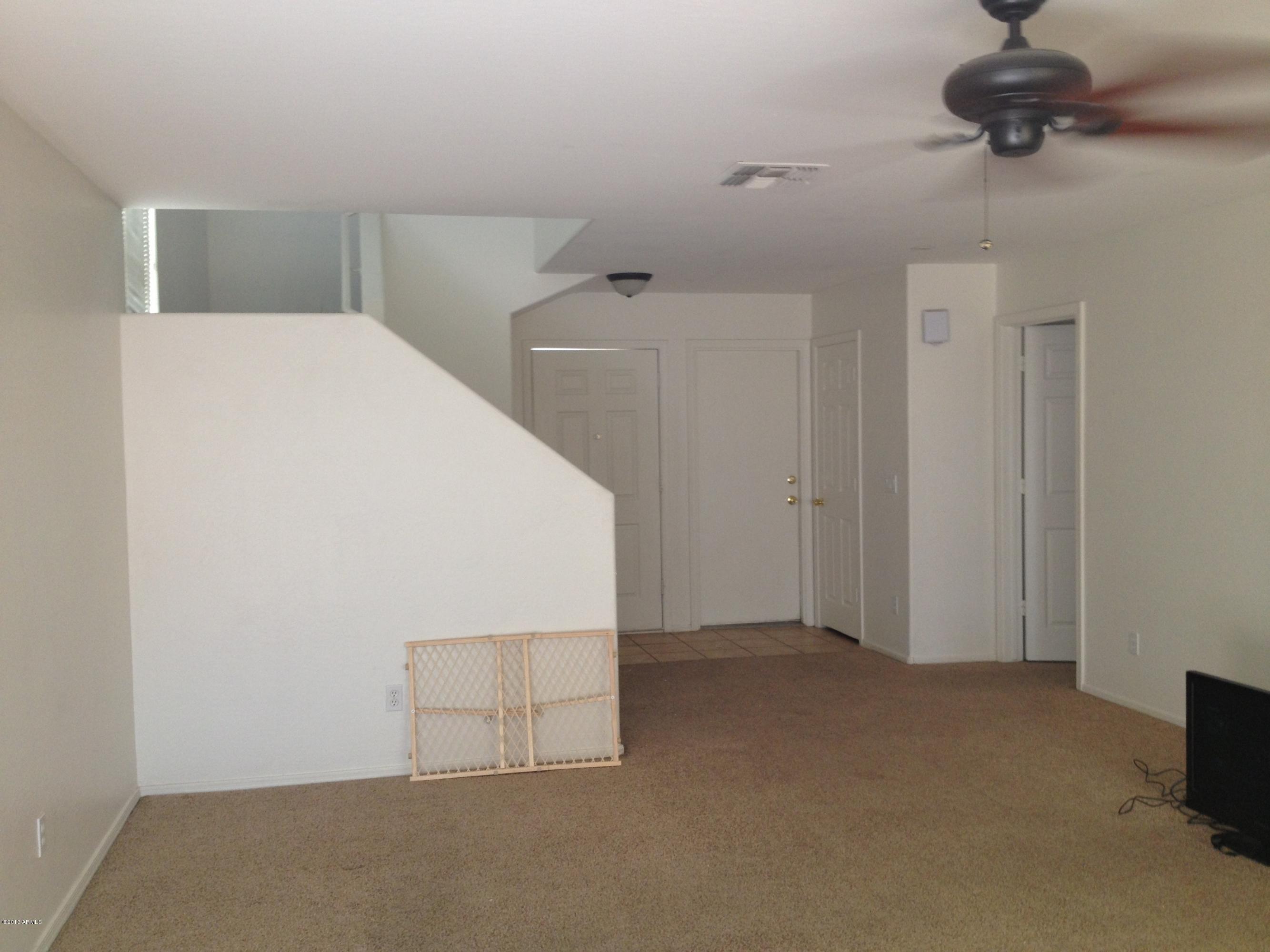 11805 North Olive Street El Mirage, AZ 85335 - Photo 15 of 21 Large great room