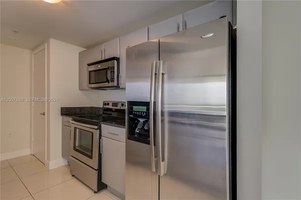 $2,800 | 1871 Northwest S River Drive, Unit 802, Miami, FL 33125